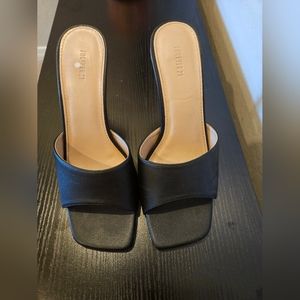 Forever 21 Heels, Size 9, Black, 3.5 Inch